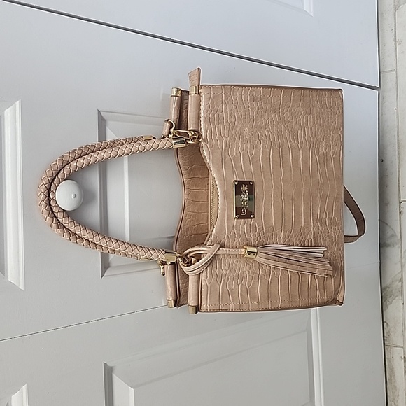 Bag - Picture 2 of 3